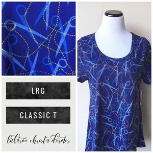 NWT Lularoe Classic T